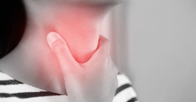Bệnh ung thư vòm họng có lây không? Cách phòng tránh