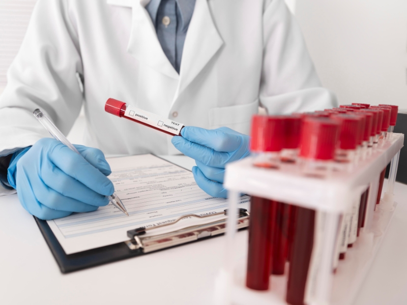 Xét nghiệm công thức máu là bước sàng lọc ban đầu trong chẩn đoán Thalassemia